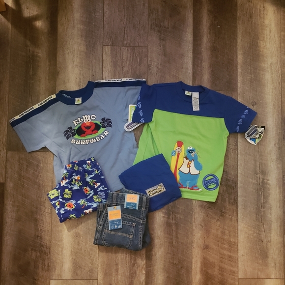 Lot of boys 5t short sets and jeans